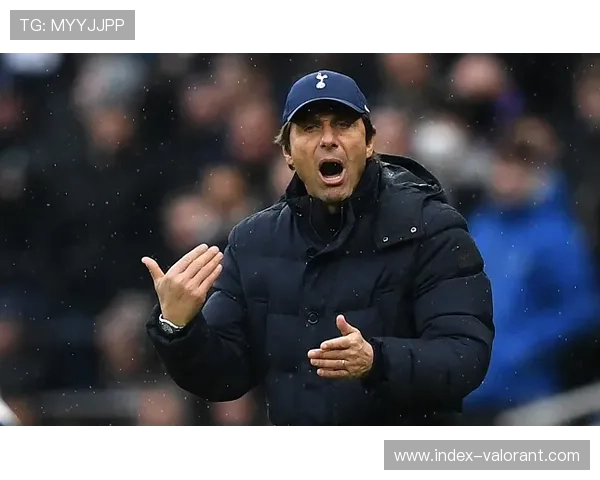 朗斯后卫伤停影响阵容深度，冬窗引援成焦点